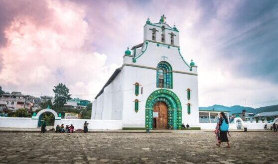 Aprendiendo de sincretismo en México con una visita a San Juan Chamula